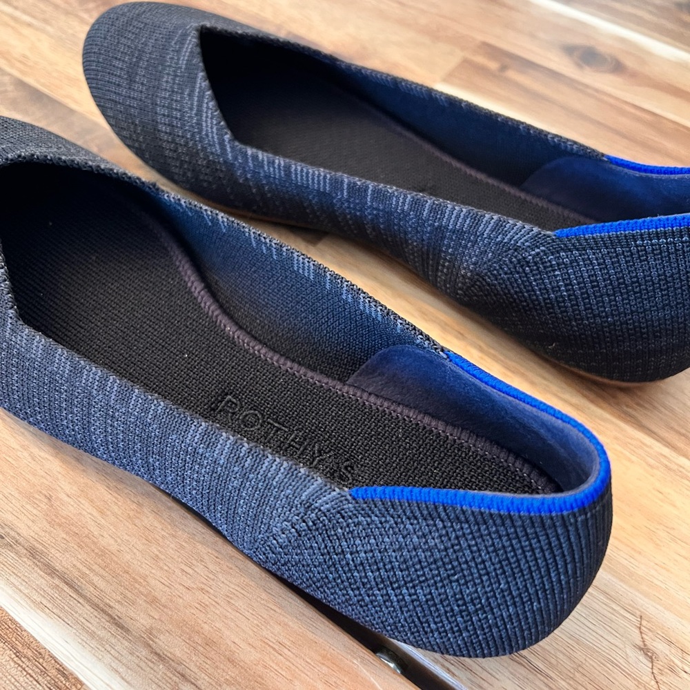 Rothy’s Size 8 round toe flats black